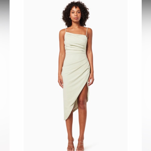 Elliatt | Dresses | Elliatt Carissa Midi Dress In Mint | Poshmark